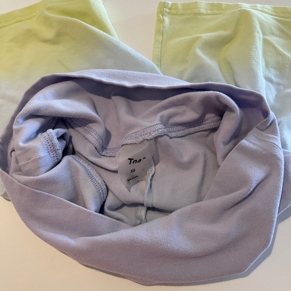 Aritzia shorts - Picture 4 of 4